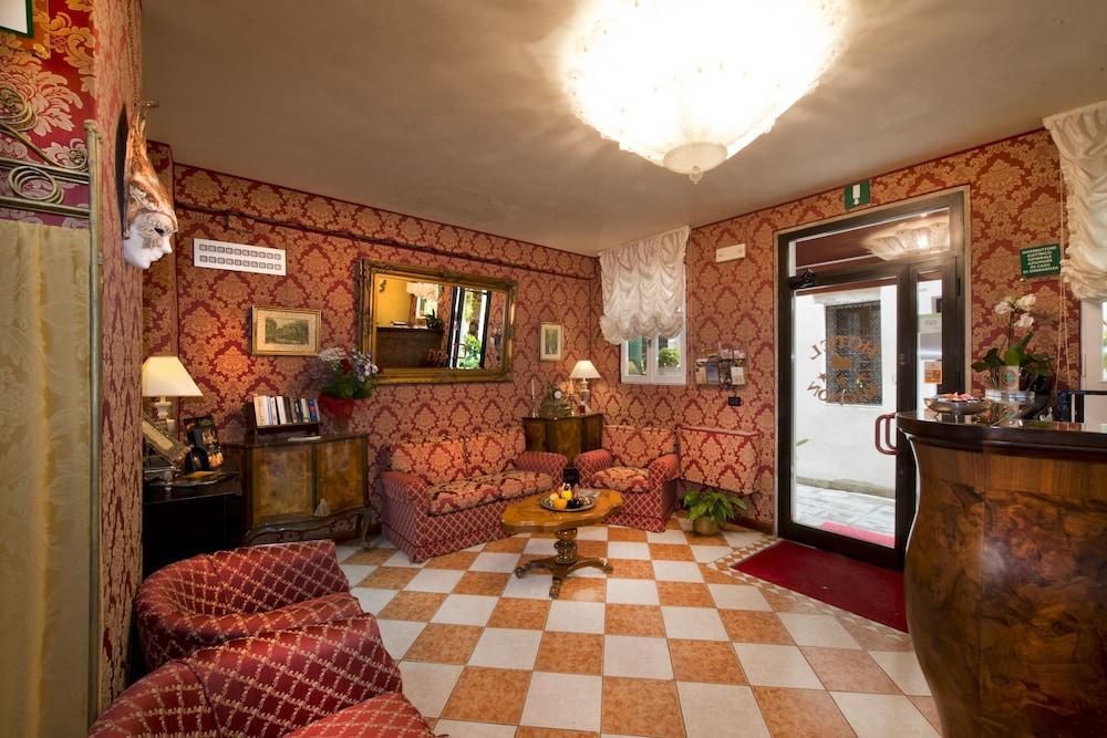 Hotel Mezzo Pozzo Venedig